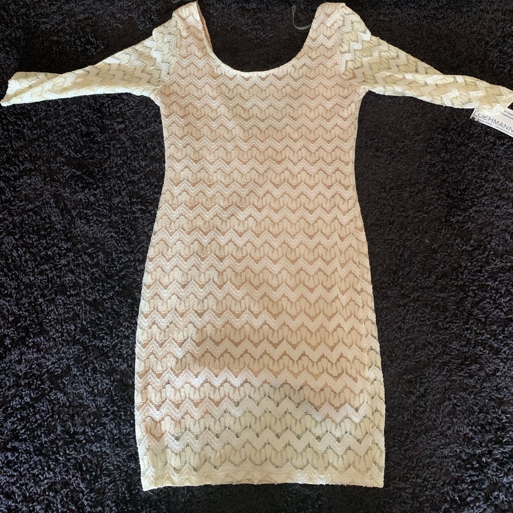 New Romeo and Juliette Off white and gold dress